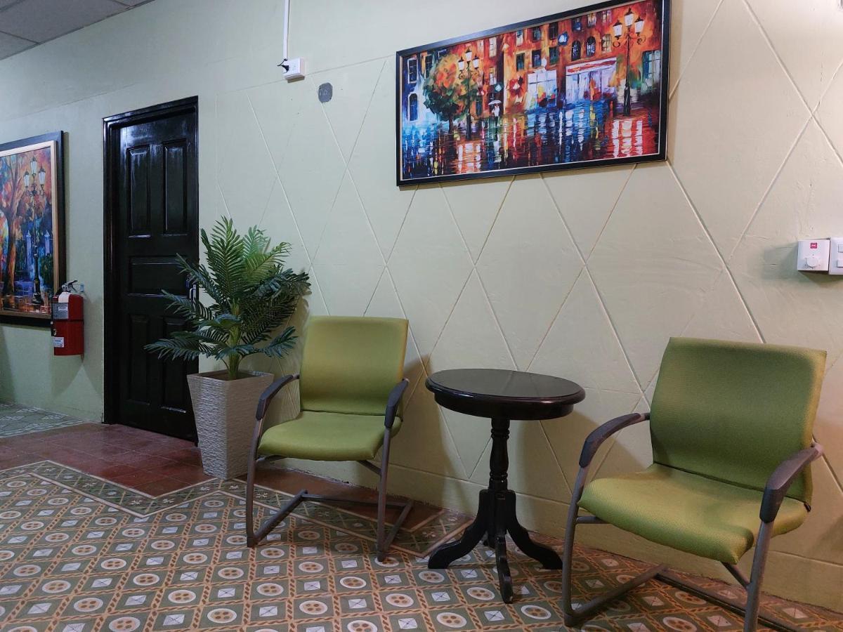 Hospedaje Los Lirios Chitré Dış mekan fotoğraf