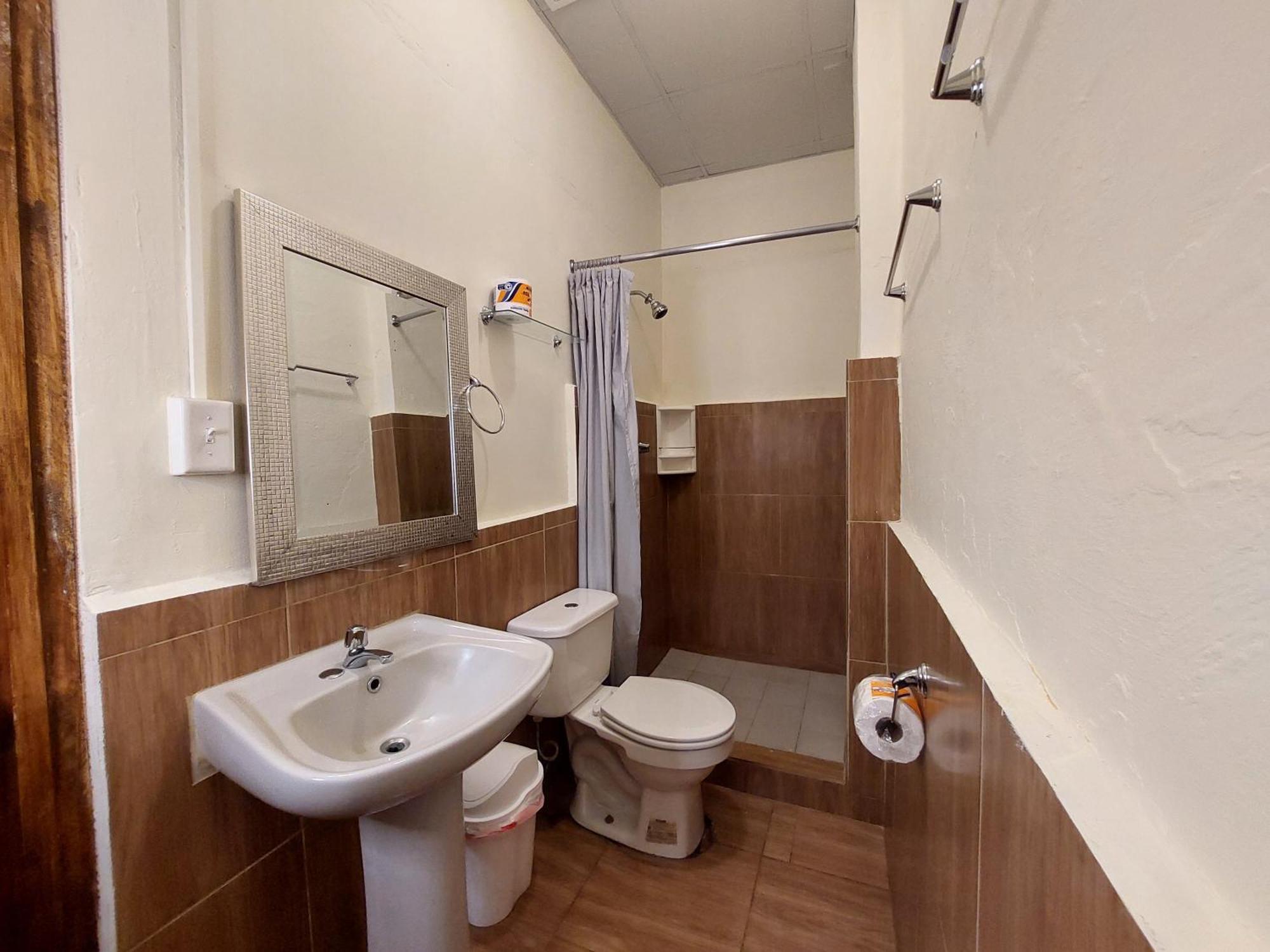 Hospedaje Los Lirios Chitré Dış mekan fotoğraf
